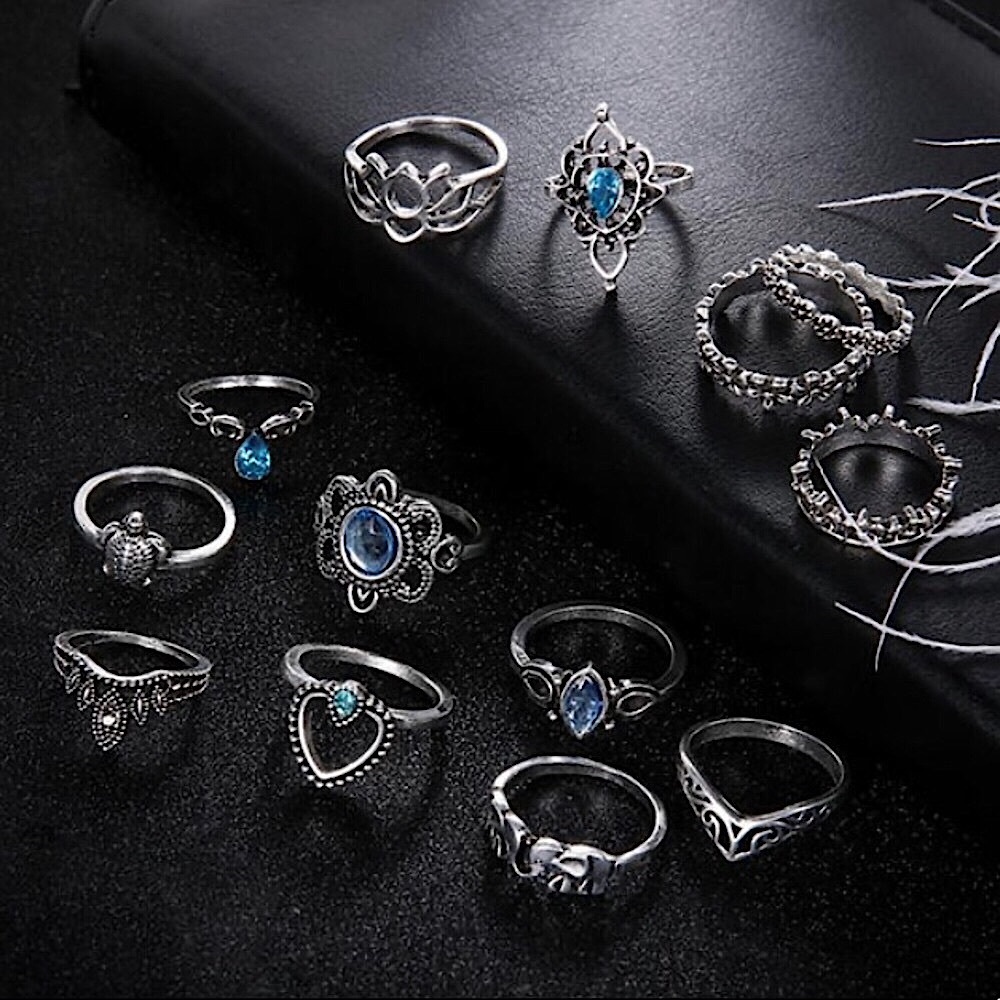 Silver & blue crystal ring set (13 rings) - Picture 5 of 8
